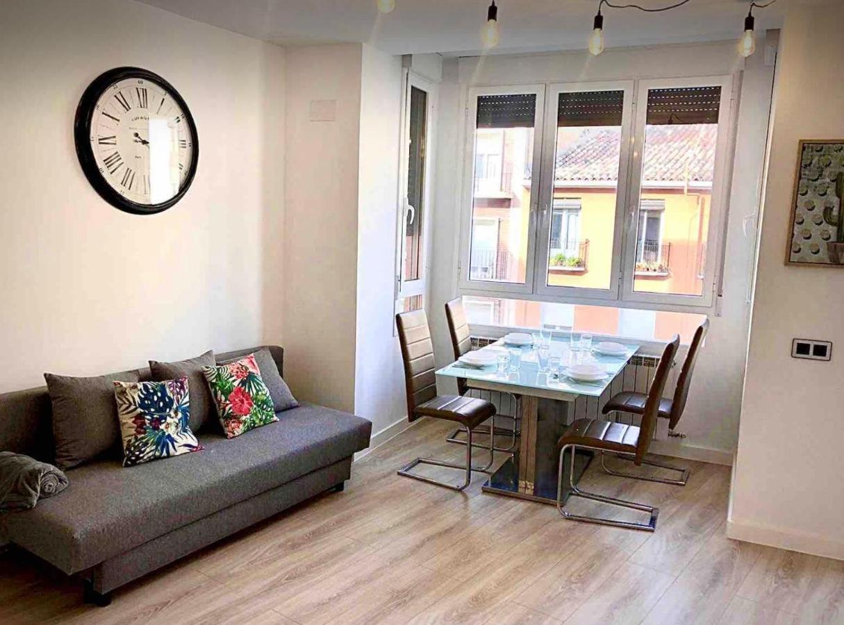 Apartamento Vive Zaragoza II ภายนอก รูปภาพ